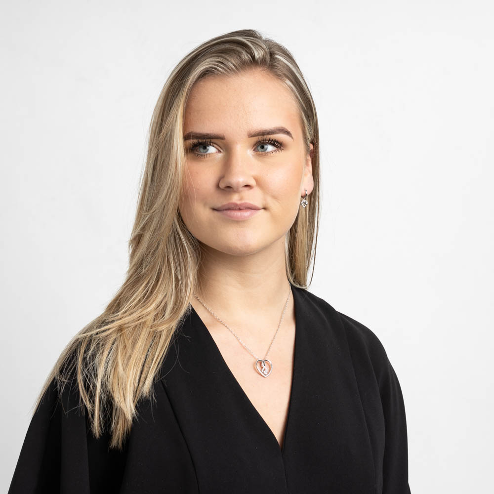 Zilverkleurige Infinity Hartketting met zirkonia Zilverkleurige Infinity Hartketting met zirkonia